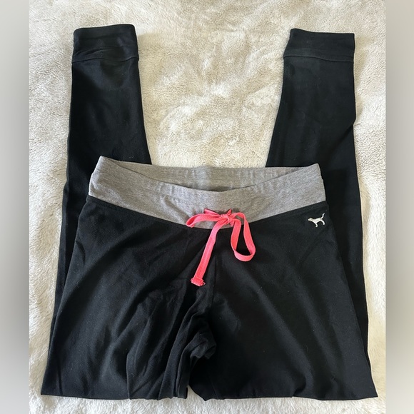 Victoria’s Secret Pink - Black Leggings - Picture 2 of 7